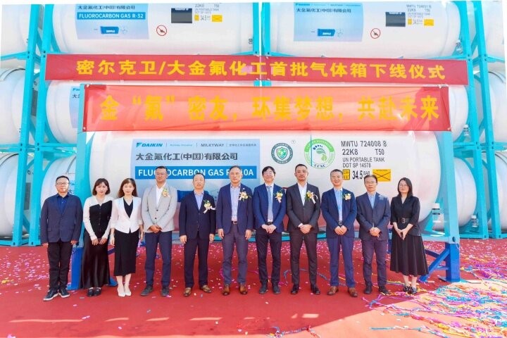 ����ͨ�����������������Ϲ�����������������ɫ�������� �ܶ������ʹ�����������46̨������������luck18����